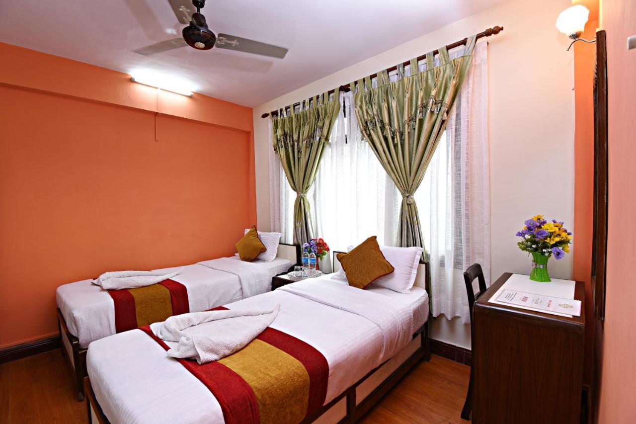 Hotel Pleasure Home Catmandu Exterior foto