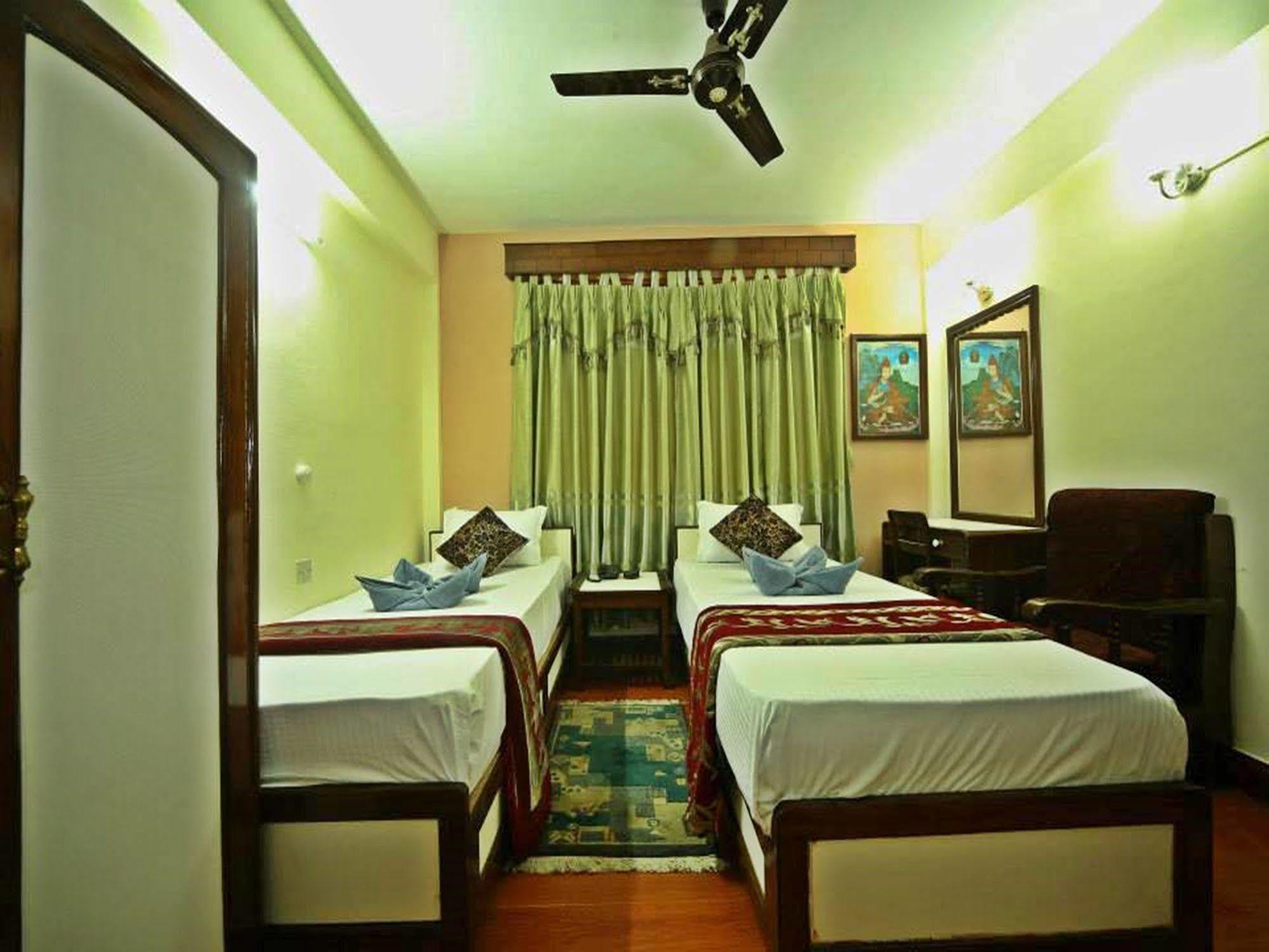 Hotel Pleasure Home Catmandu Exterior foto